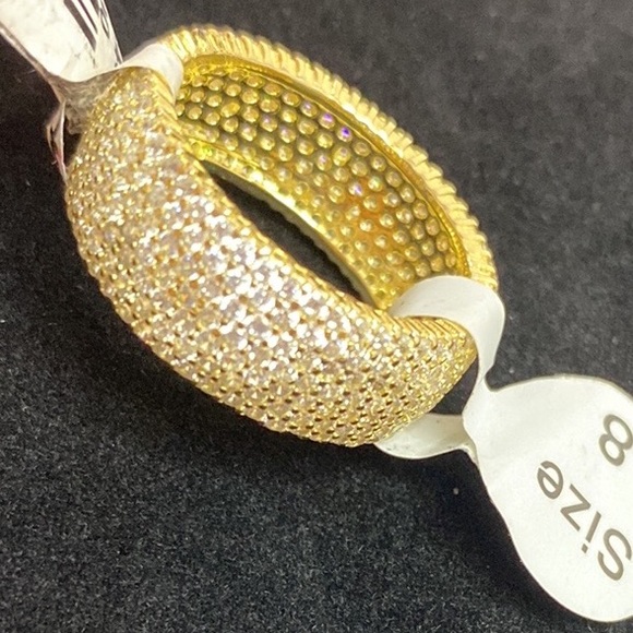 Gold sterling silver ring NWT! So sparkly! Gold tone band with sparkle! - Picture 8 of 16